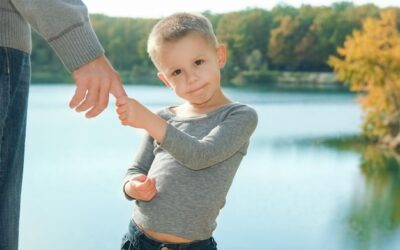 Jak dodać pewności siebie dziecku bez wywierania presji?