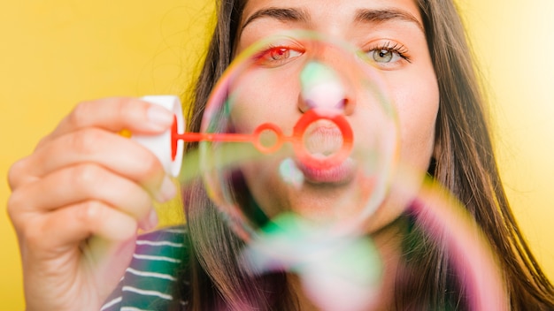 Jak rozpoznać objawy organicznych zaburzeń nastroju afektywnych F06?