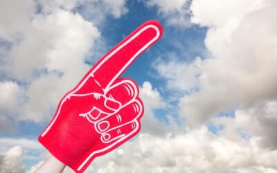 Co oznacza tupet i kiedy przekracza granice przyzwoitości?