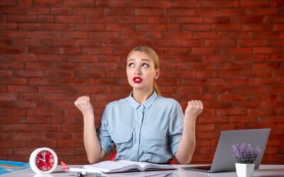 Jak nabrać pewności siebie w pracy bez udawania kogoś kim nie jesteś?