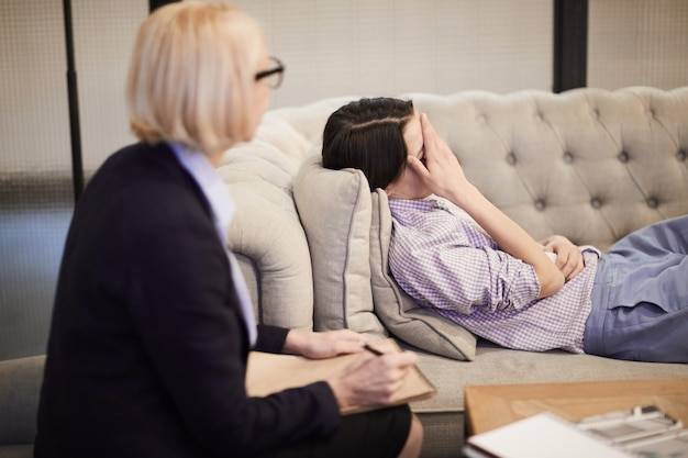 Ile dni zwolnienia może wystawić psychiatra?